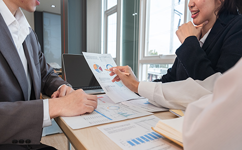 ?？谌谫Y租賃公司辦理的基本條件